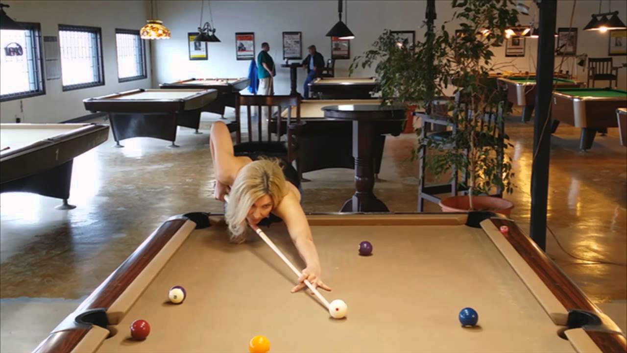 Эмили Фрейзер Billiard Pool